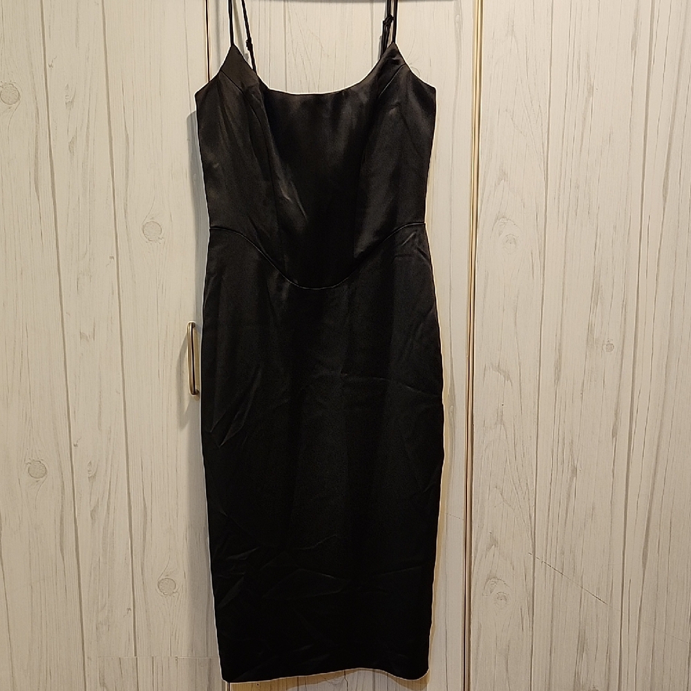 Bardot Elegant Black Midi Dress